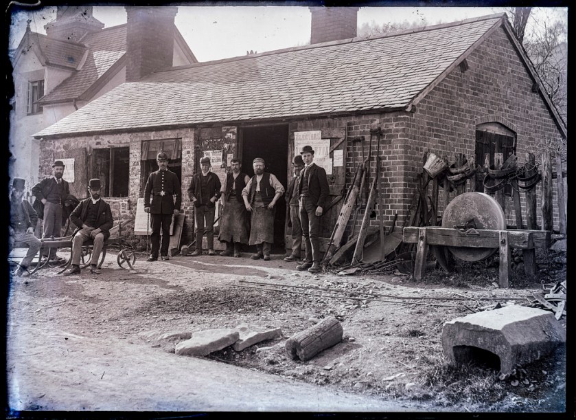 2421506586_39196eb0d5_b