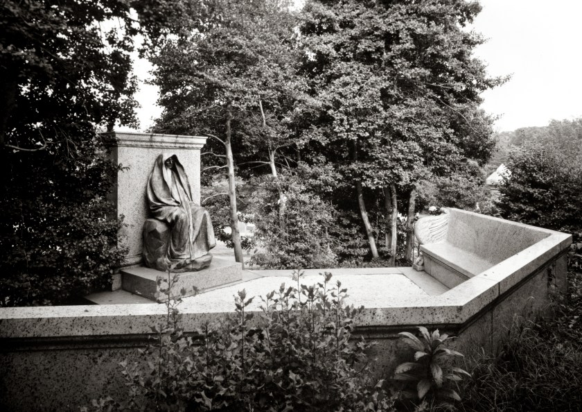 Adams_Memorial,_full_view