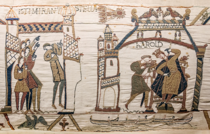 hith-halley-comet-Bayeux_Tapestry_32-33_comet_Halley_Harold