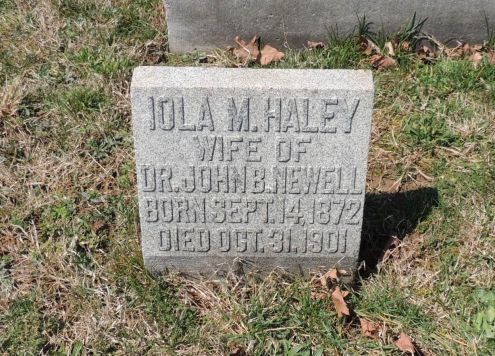 16379443_136745905215